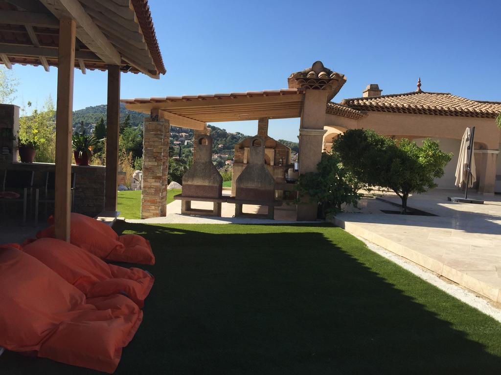 La Villa Des Anges La Seyne-sur-Mer Ruang foto