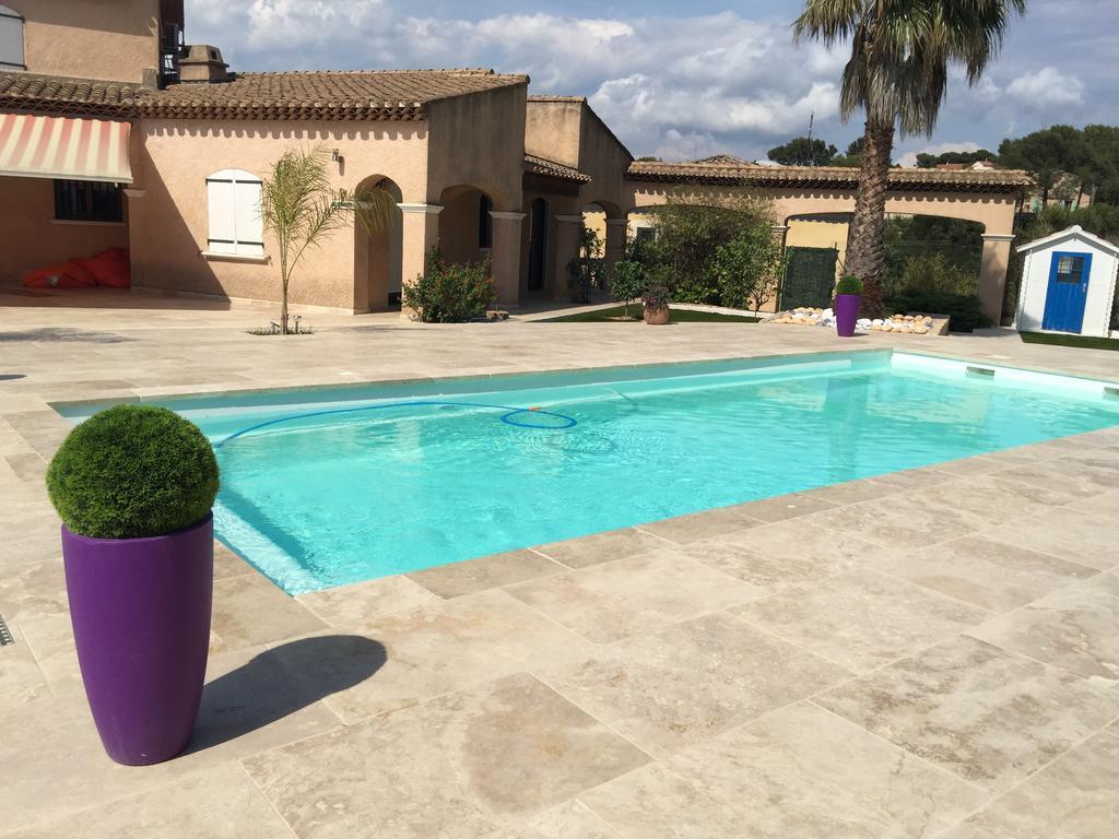La Villa Des Anges La Seyne-sur-Mer Ruang foto