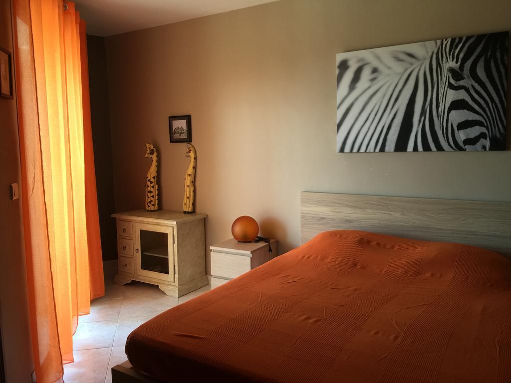 La Villa Des Anges La Seyne-sur-Mer Ruang foto