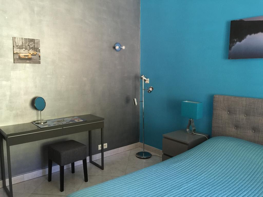 La Villa Des Anges La Seyne-sur-Mer Ruang foto
