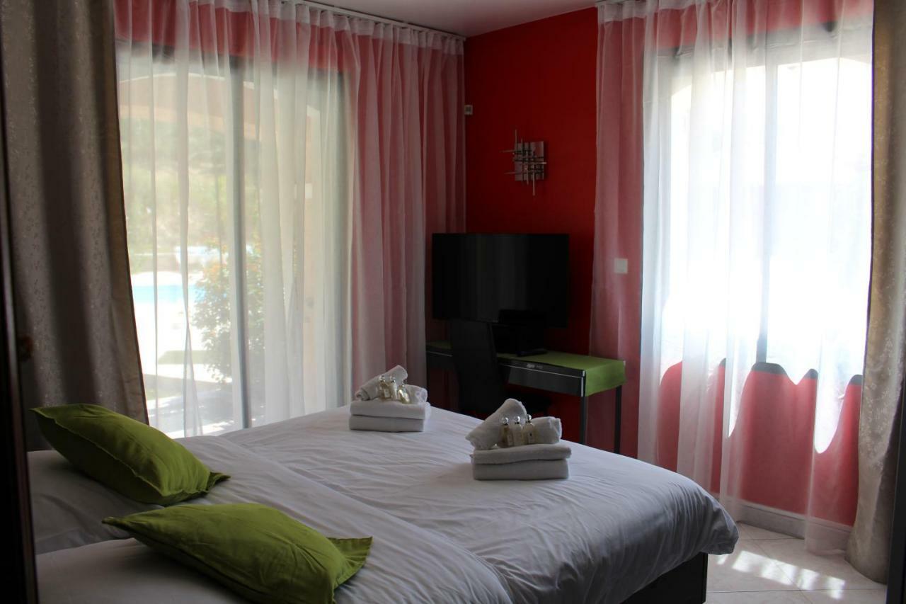 La Villa Des Anges La Seyne-sur-Mer Bagian luar foto