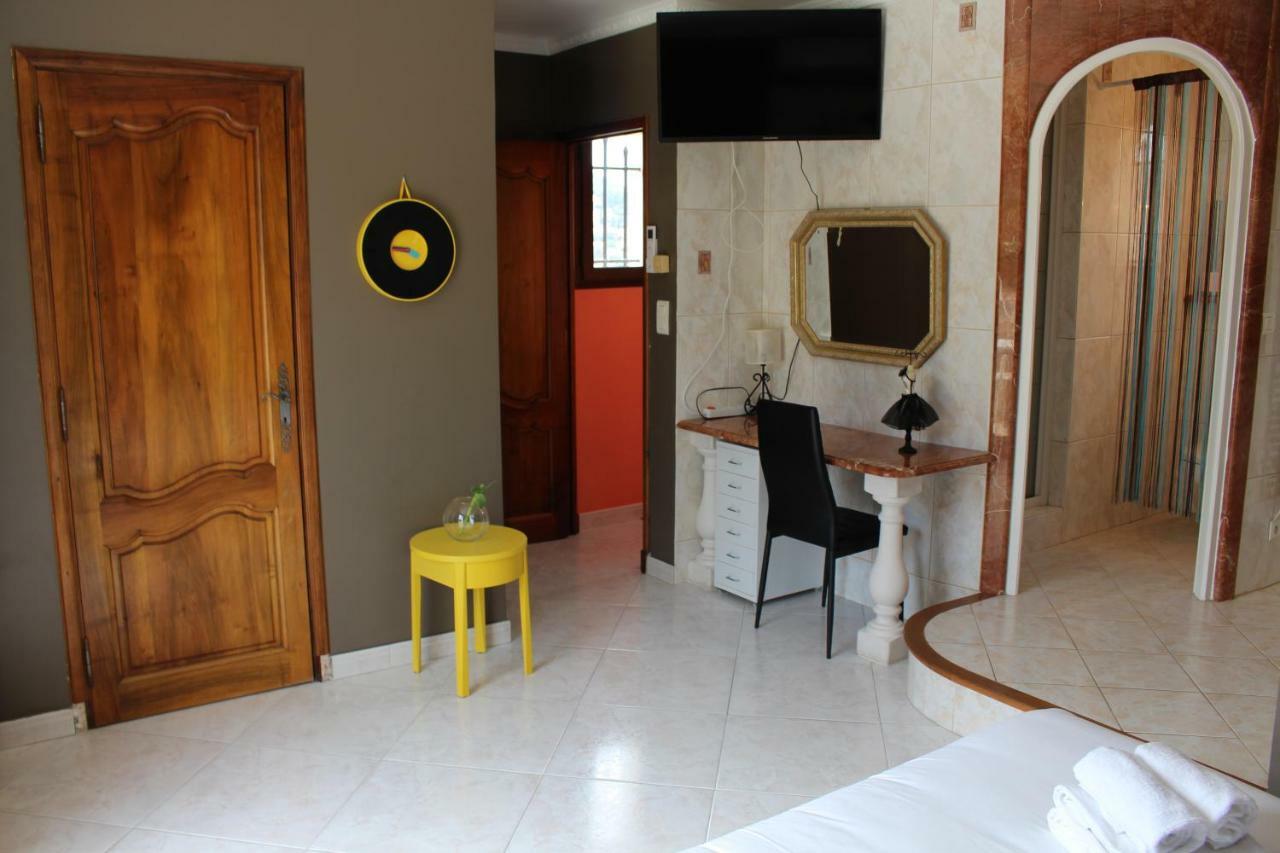 La Villa Des Anges La Seyne-sur-Mer Bagian luar foto