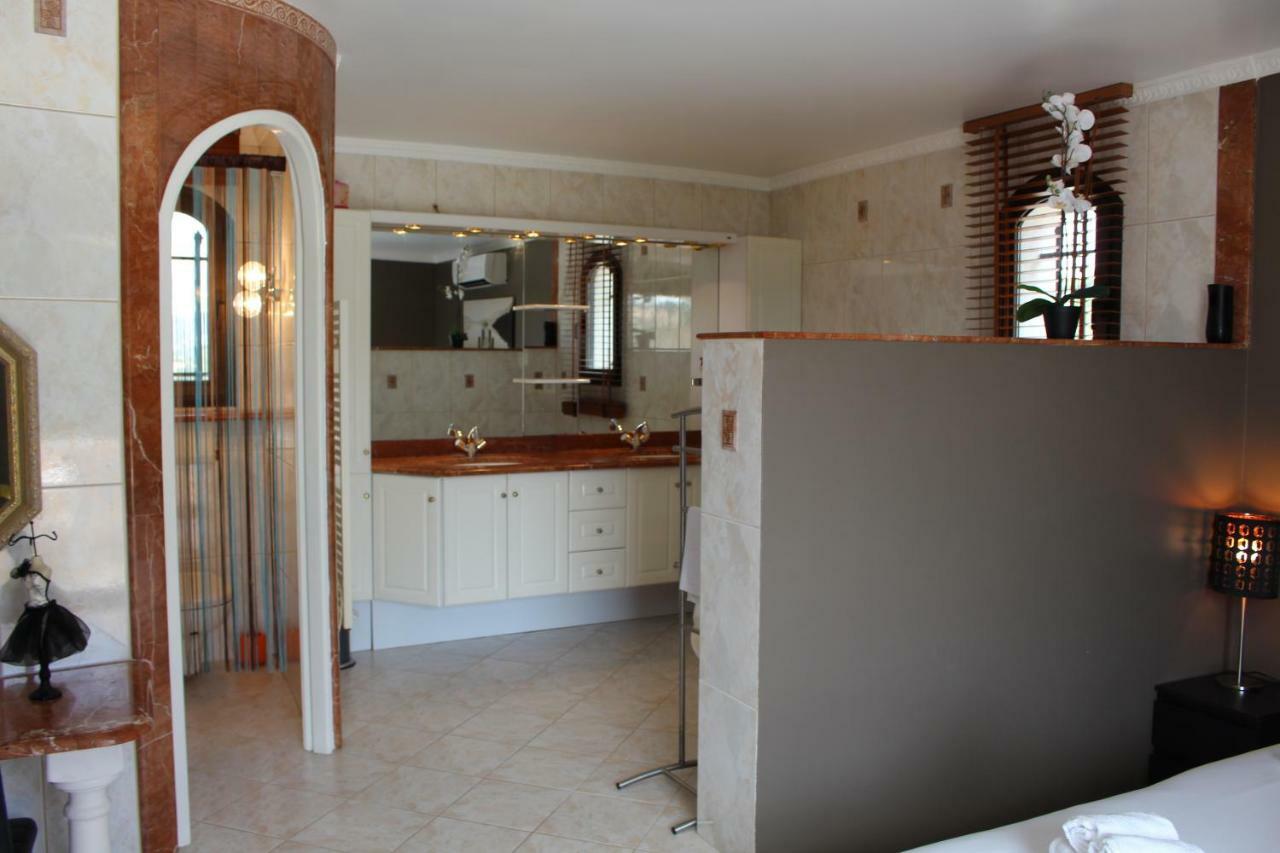 La Villa Des Anges La Seyne-sur-Mer Bagian luar foto
